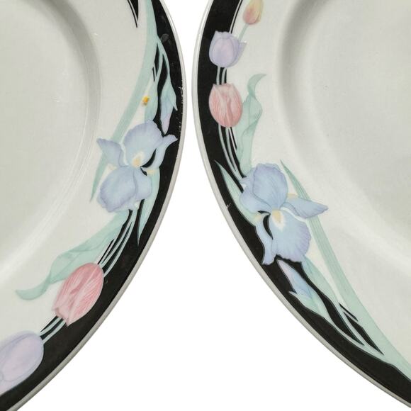 Caravel by Excel Retro Patterned Iris and Tulip Dinner Plates Set of 4 - Picture 2 of 3